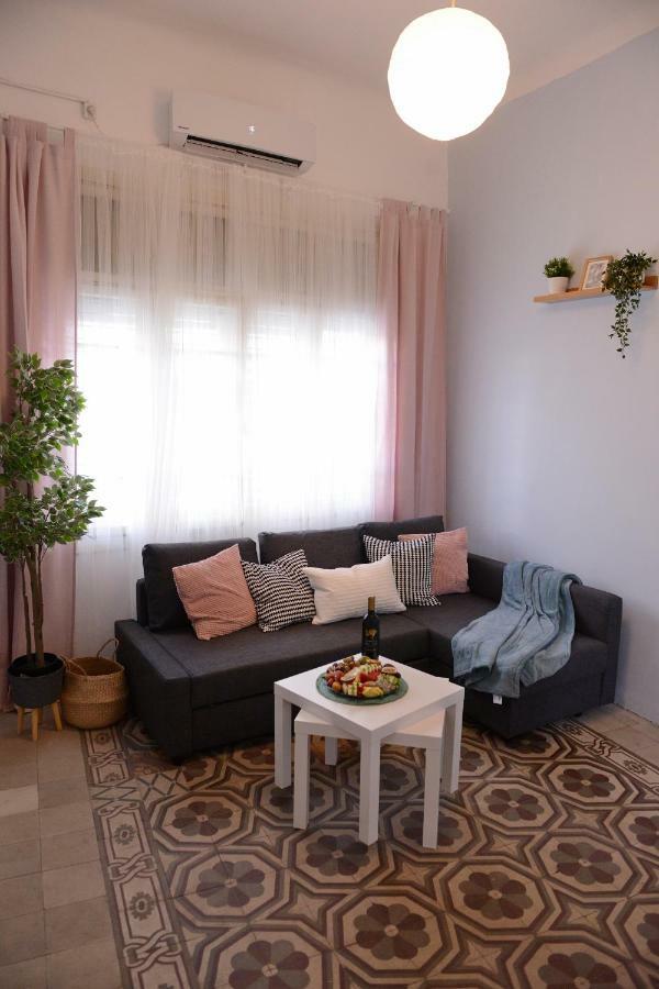 Trendy Apartments In The Heart Of Florentin With Free Netflix 텔아비브 외부 사진